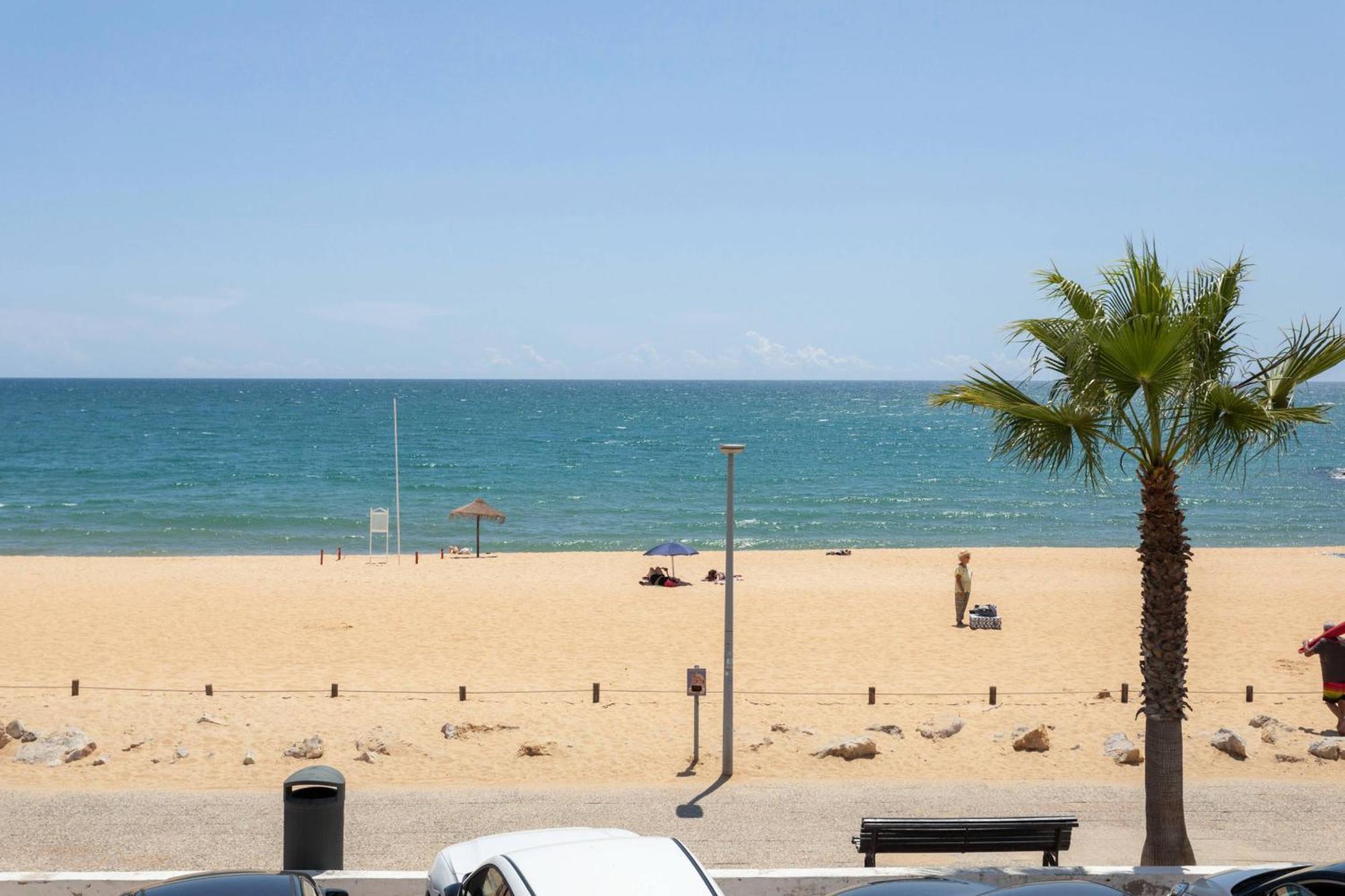 Centralgarve - Stunning Beach Front Studio - Astro كوارتيرا المظهر الخارجي الصورة